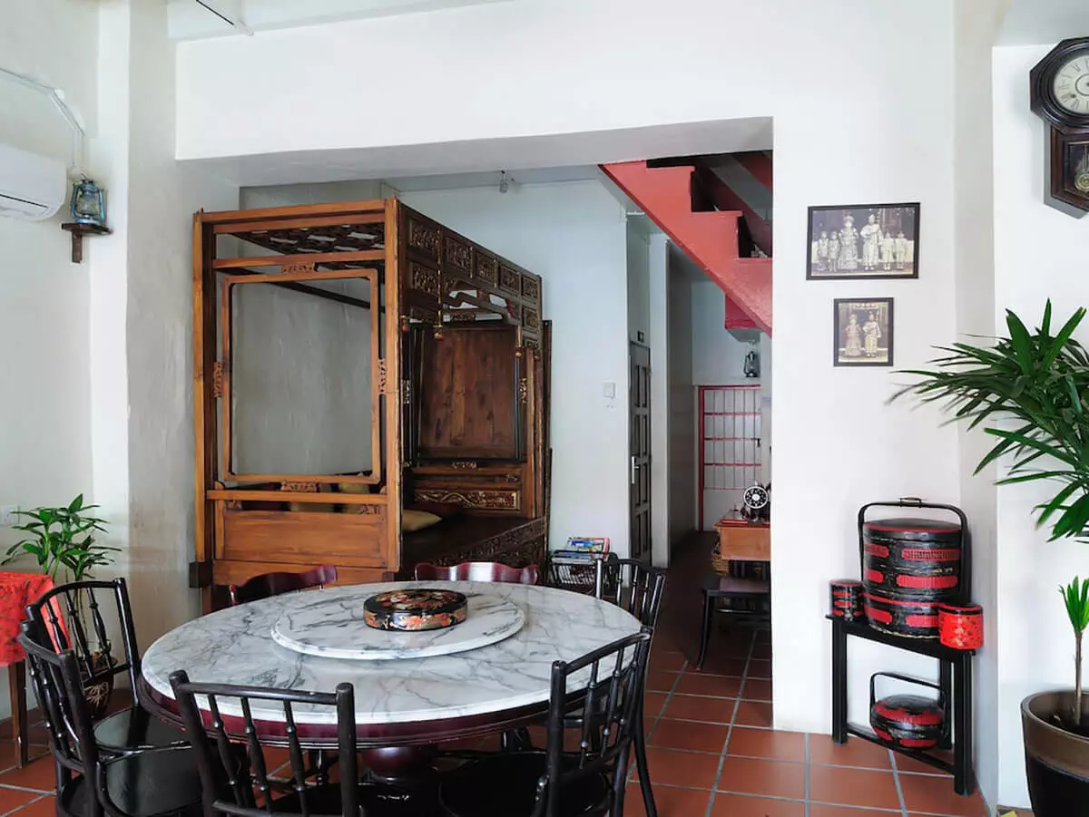 best-hostels-in-malaysia-red-inn-court-penang